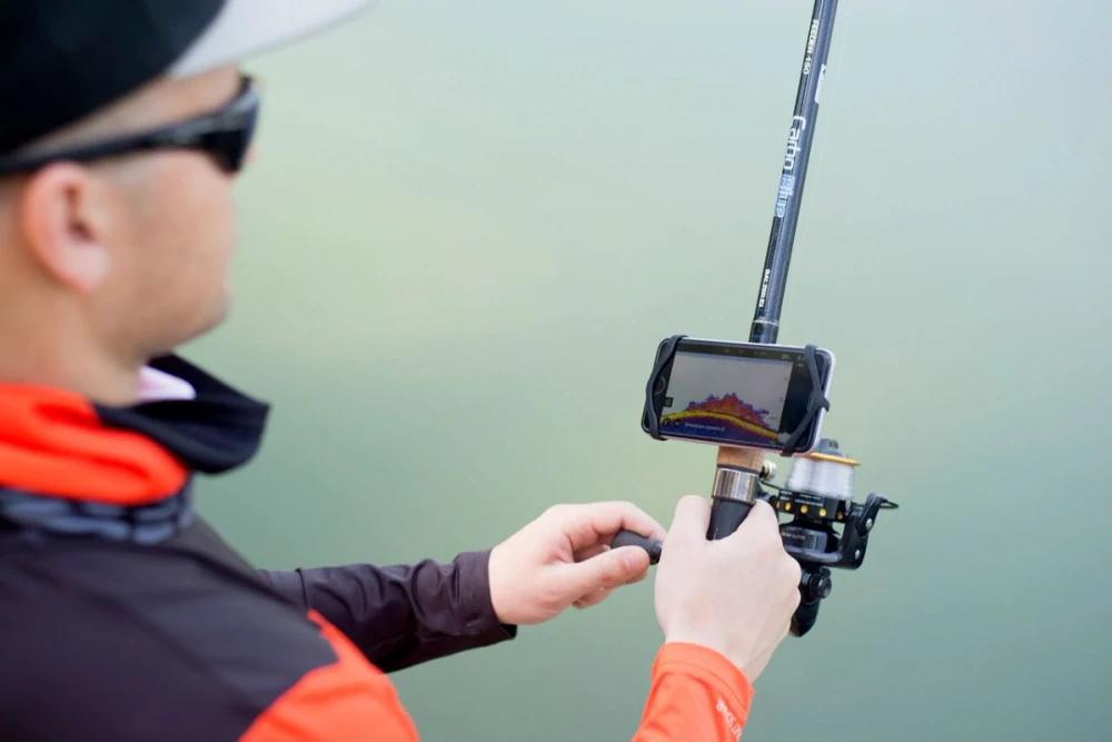 Deeper - Smartphone držák na prut